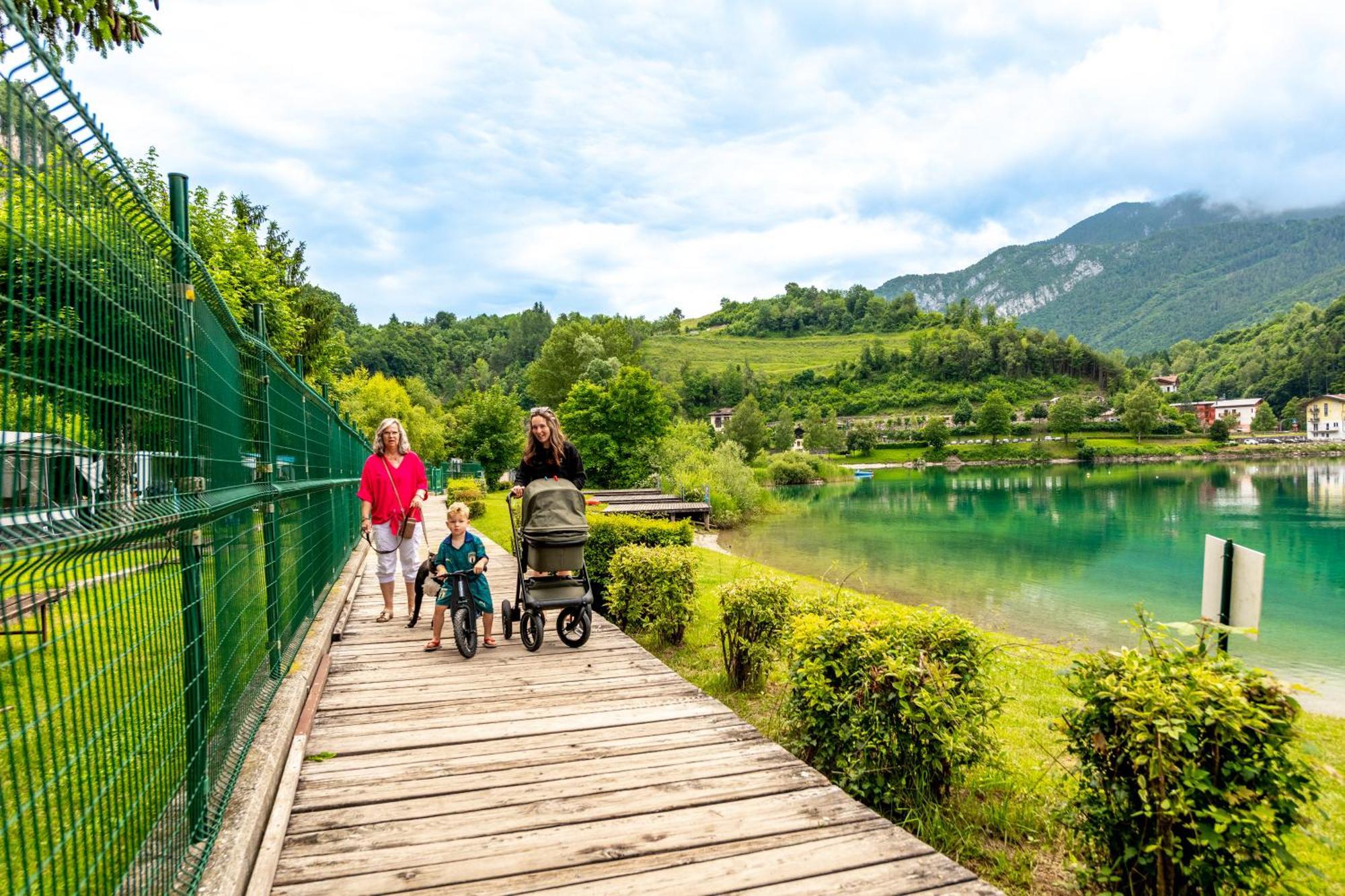 Family Wellness Camping Al Sole Molina di Ledro Exterior photo